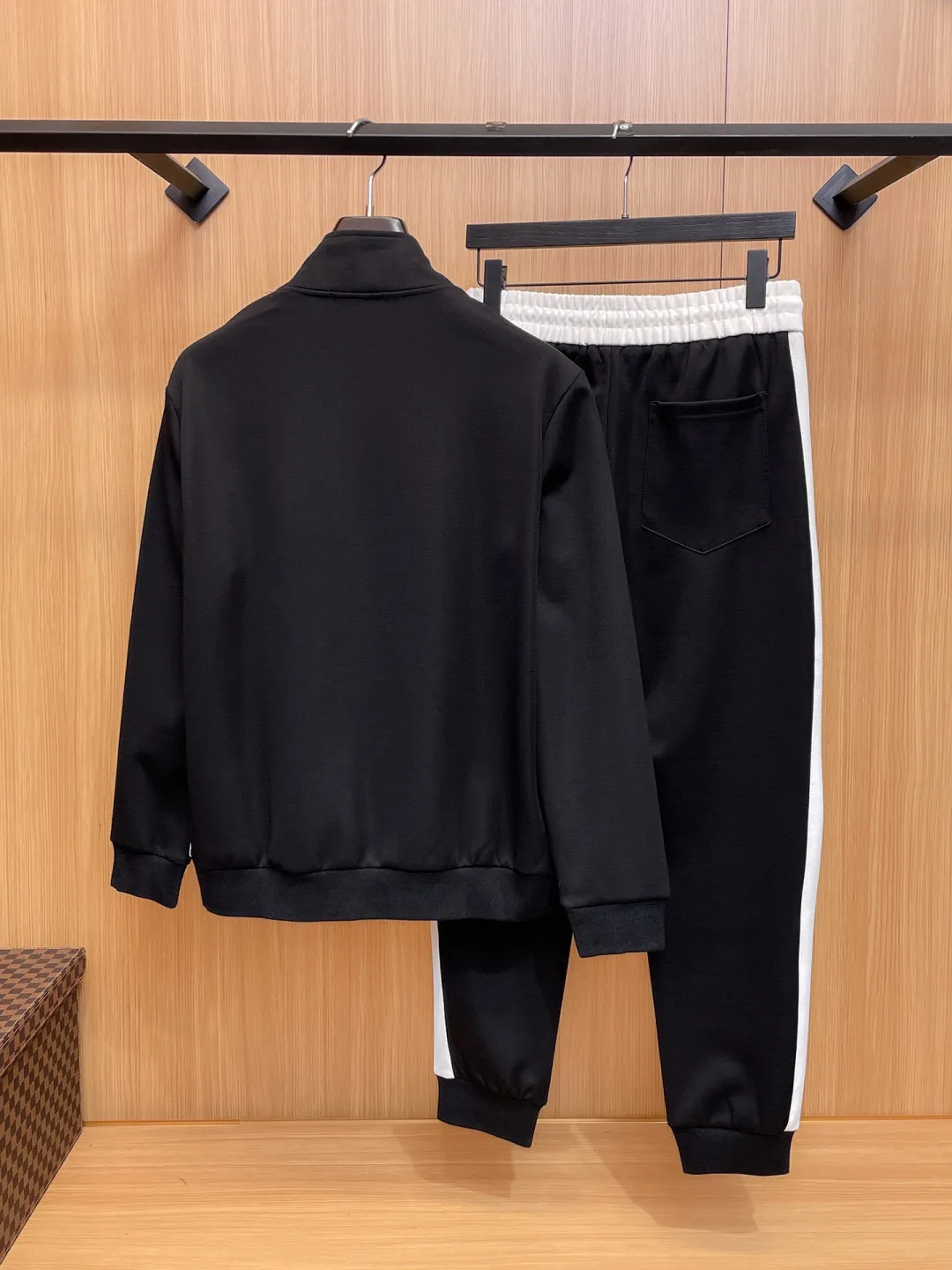 【ARCTERYX 】Hot Sale 2025 Hot Sale Original 🇭🇰 、 100%， ！ ！ Size：M-3XL（ 190 ）